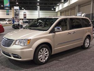 Chrysler Town Country