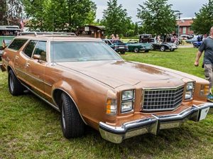 Ford LTD II