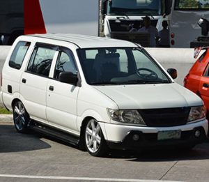 Isuzu Oasis